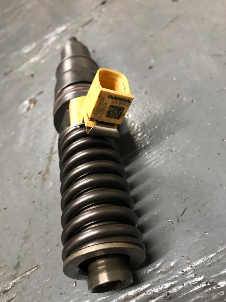 Volvo D13 SCR Fuel Injector | Payless Truck Parts