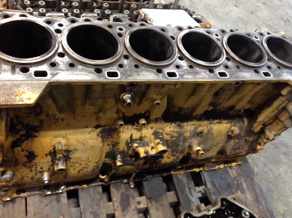 Cat C-15 Cylinder Block | Payless Truck Parts