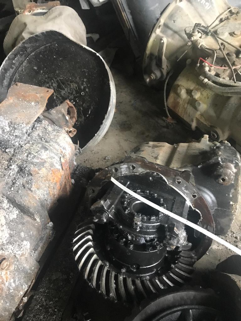 Rockwell RD20145 Differential Assembly (Front, Rear) Payless Truck Parts