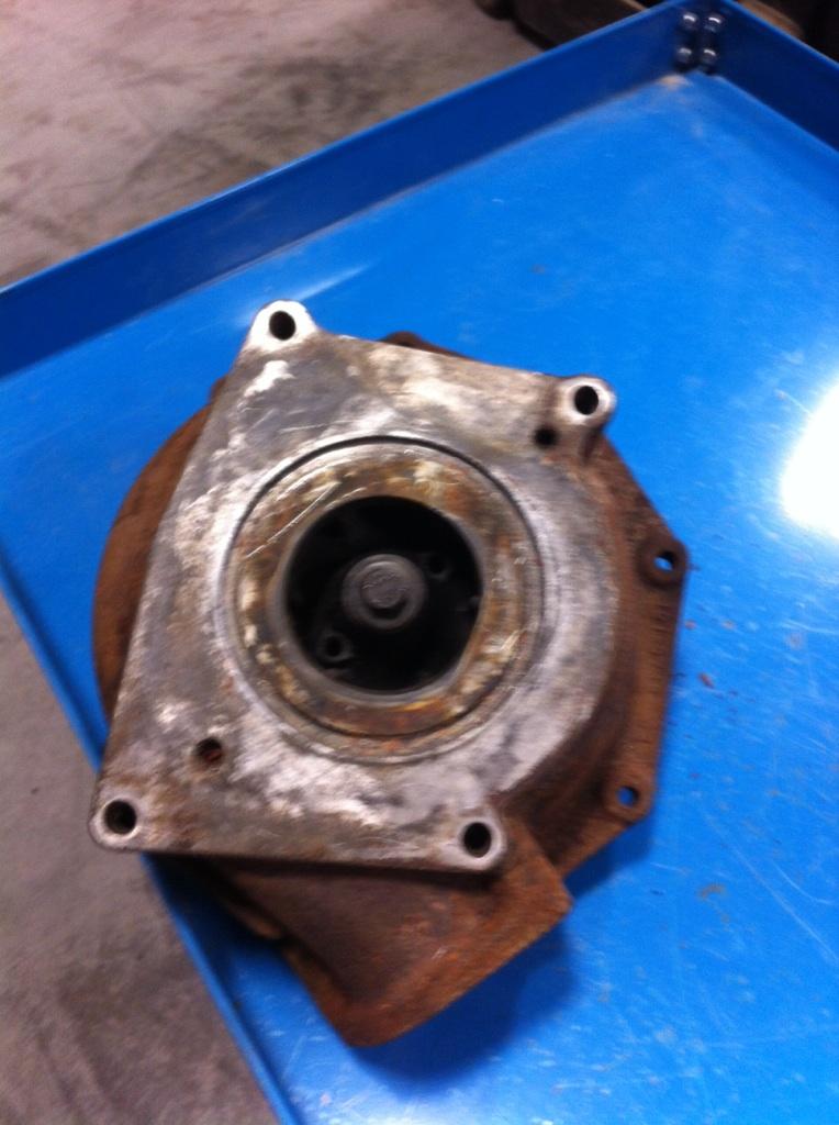 Cat 3406E Water Pump Payless Truck Parts