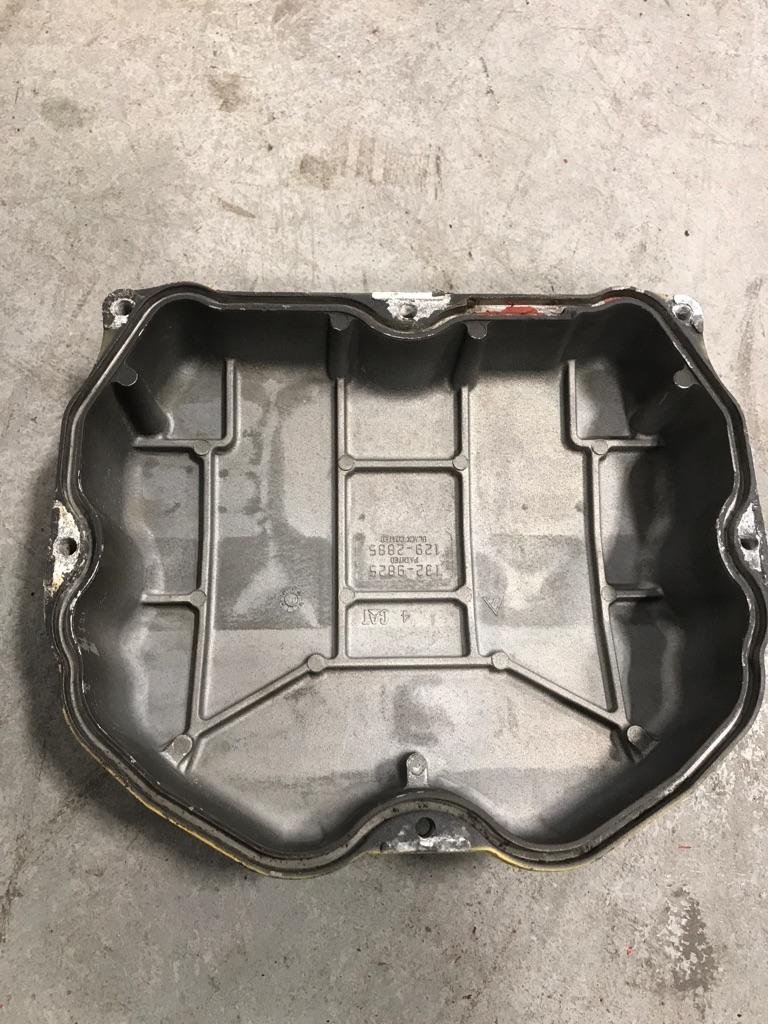 Cat C-12 Valve Cover | Payless Truck Parts