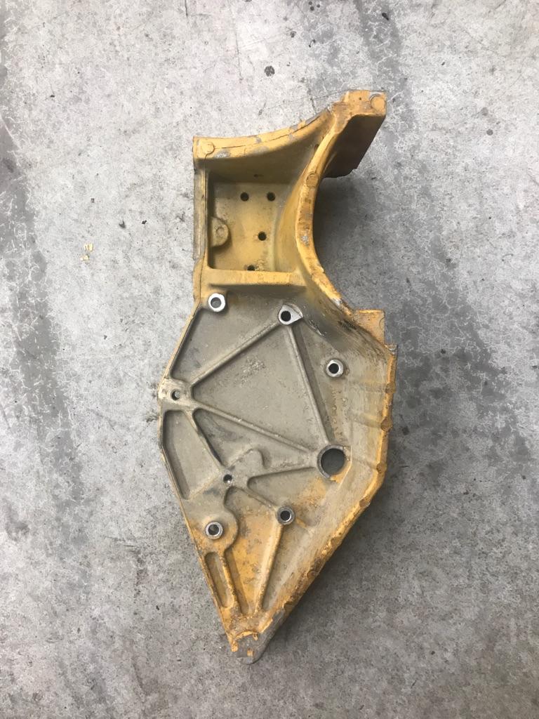 Cat Brackets, Misc. | Payless Truck Parts