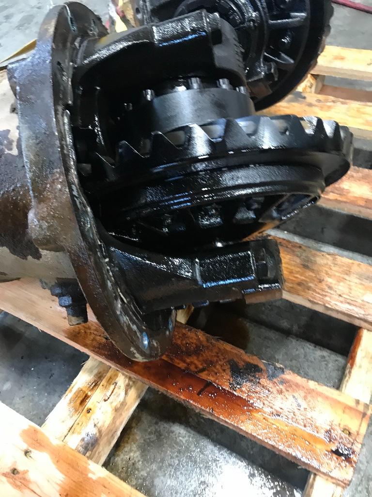 Eaton DS404 Differential Assembly (Front, Rear) | Payless Truck Parts