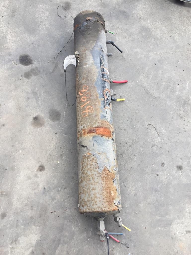 2007 Freightliner Conventional Air Tank Payless Truck Parts