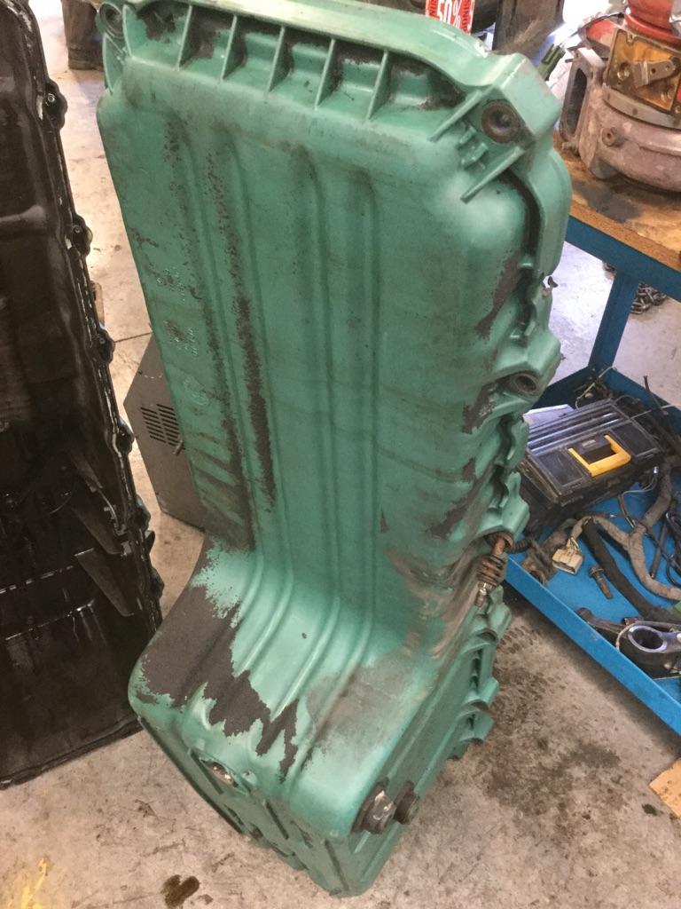 Volvo VED12 Oil Pan Payless Truck Parts