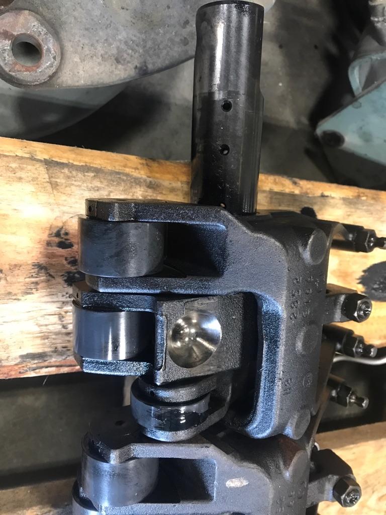 Detroit Series 60 14.0 DDEC V Rocker Arm | Payless Truck Parts