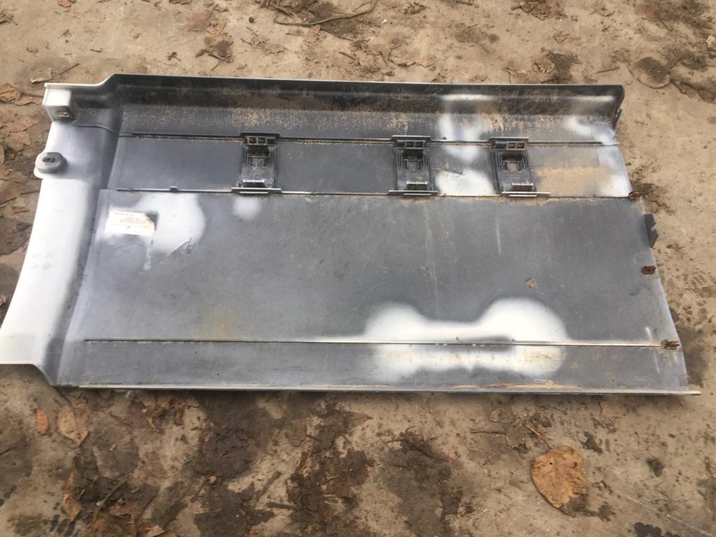 Side Fairing | Payless Truck Parts