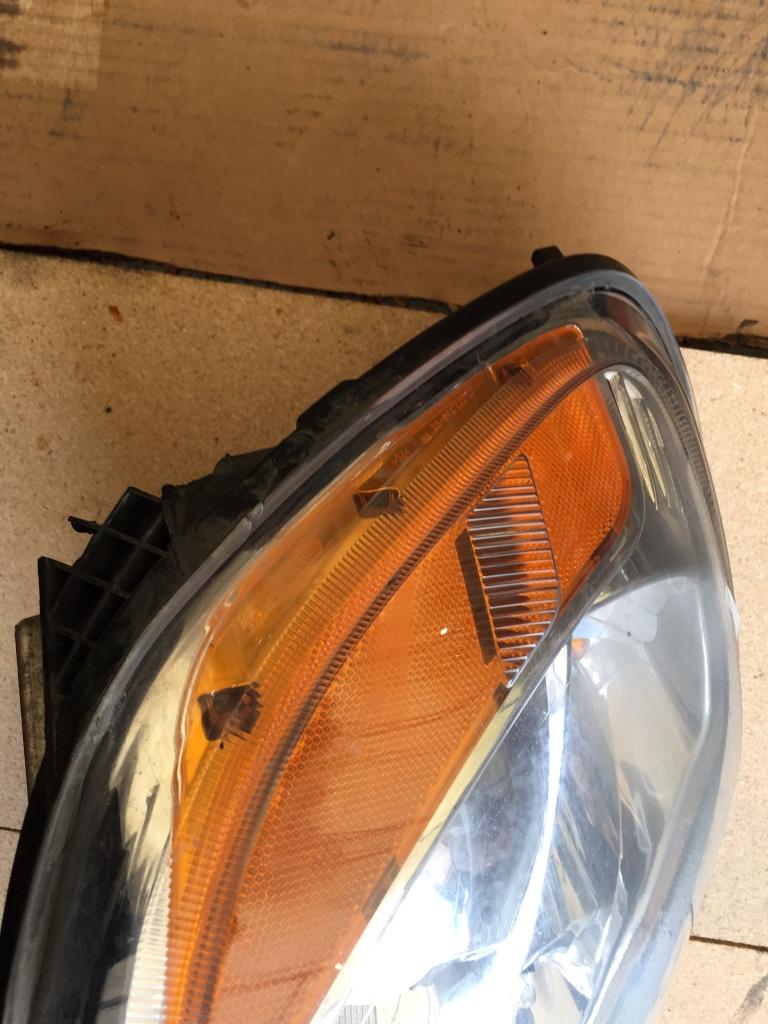 Kenworth T680 Headlamp Assembly Payless Truck Parts