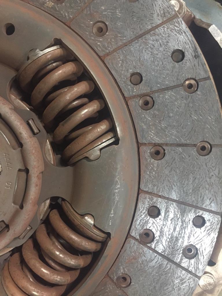 Clutch Disc | Payless Truck Parts