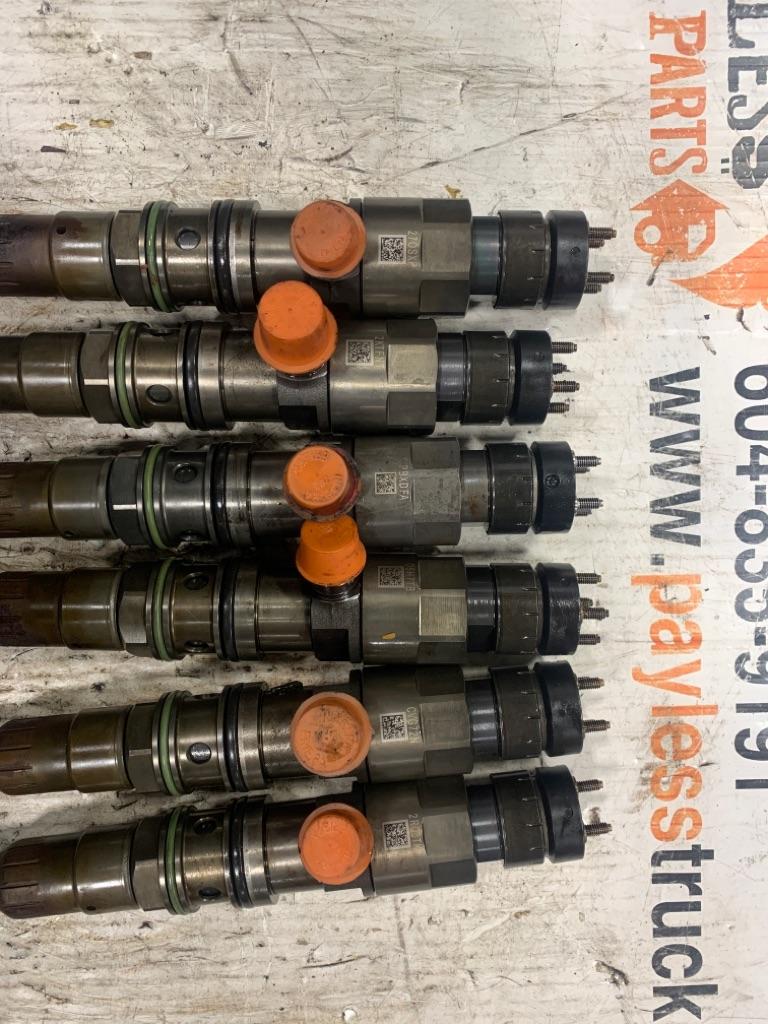 Detroit DD15 Fuel Injector | Payless Truck Parts