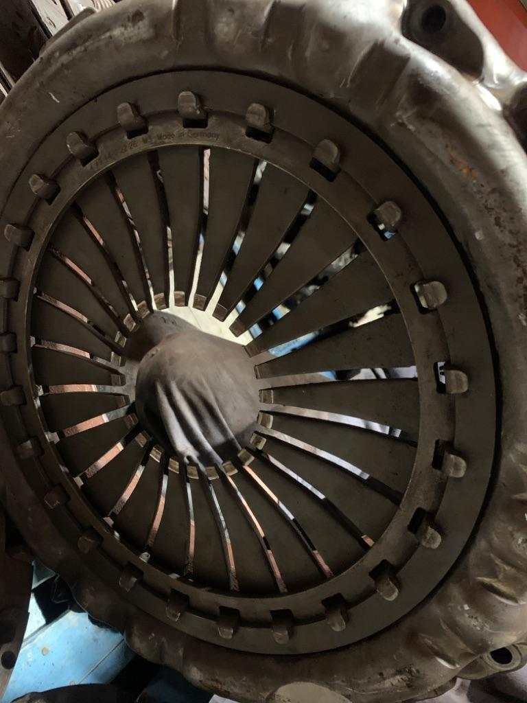 Clutch Disc | Payless Truck Parts