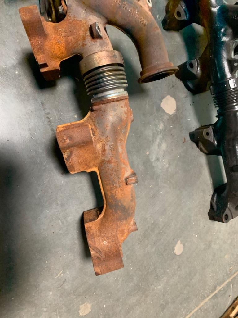Detroit DD15 Exhaust Manifold Payless Truck Parts