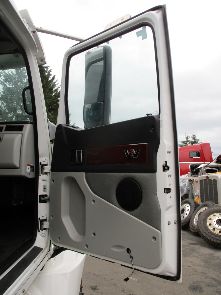W146 -2018 Western Star 5700 | Payless Truck Parts