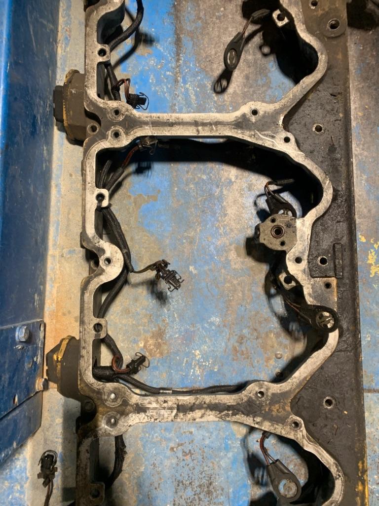 Valve Cover | Payless Truck Parts