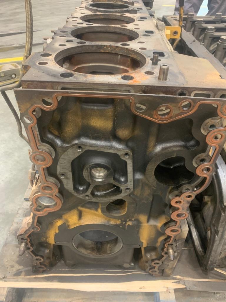 Cat C-15 Cylinder Block | Payless Truck Parts