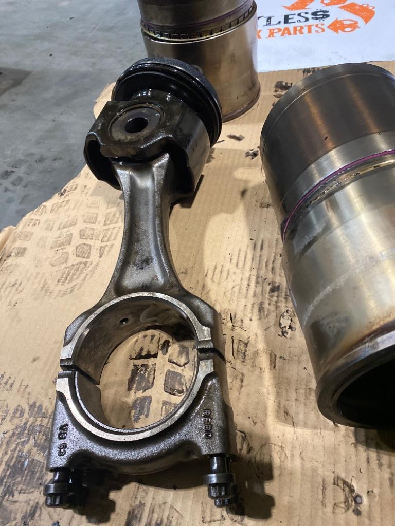 Cummins ISX Connecting Rod | Payless Truck Parts