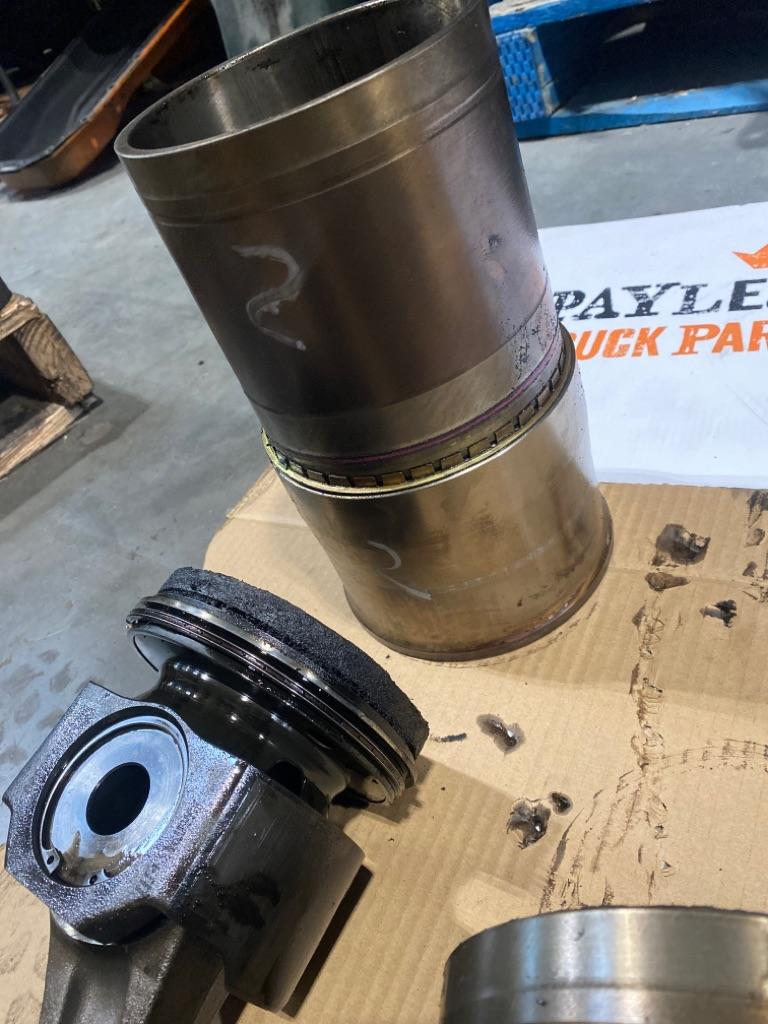 Cummins ISX Connecting Rod | Payless Truck Parts
