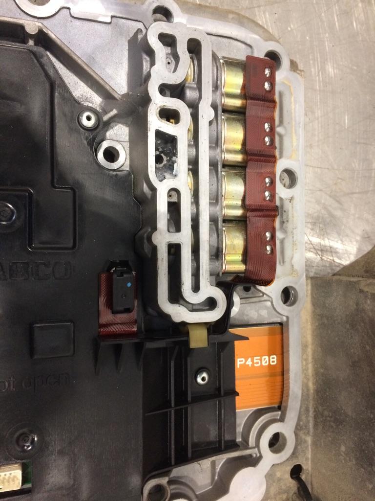 Volvo Transmission Assembly | Payless Truck Parts