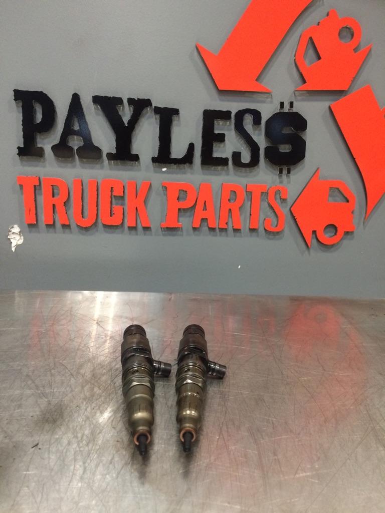 Ddc15 Injector Detroit DD15 Fuel Injector | Payless Truck Parts