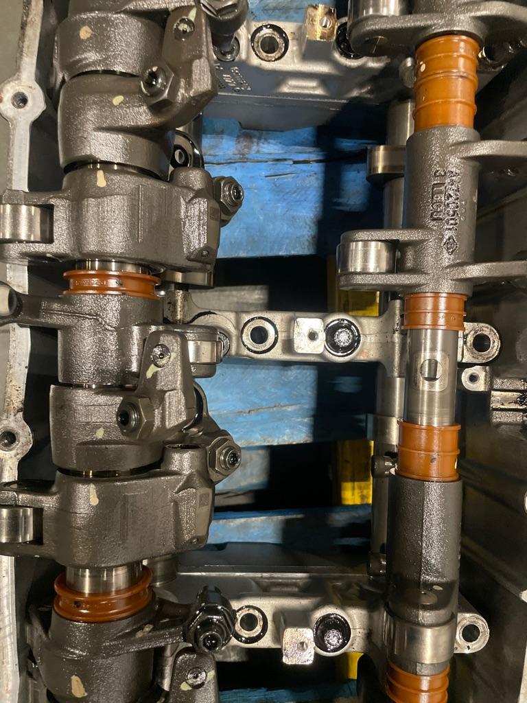 Detroit DD15 Rocker Arm | Payless Truck Parts