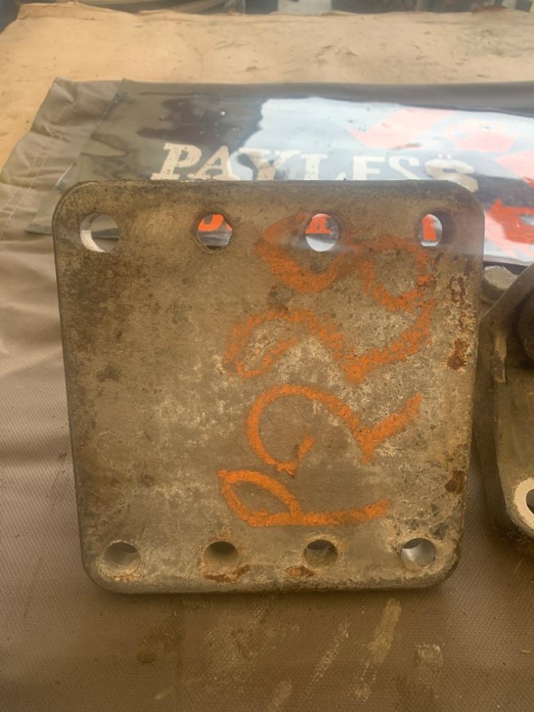 2007 Peterbilt 379 Engine Mounts Payless Truck Parts