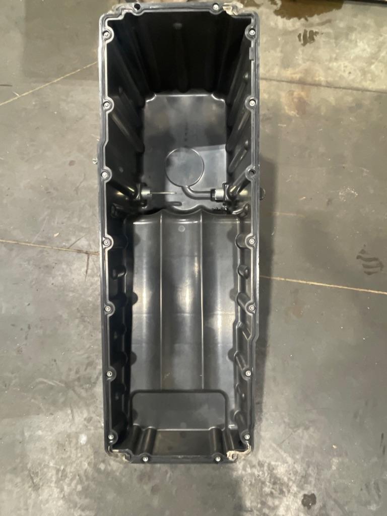 Detroit DD15 Oil Pan Payless Truck Parts