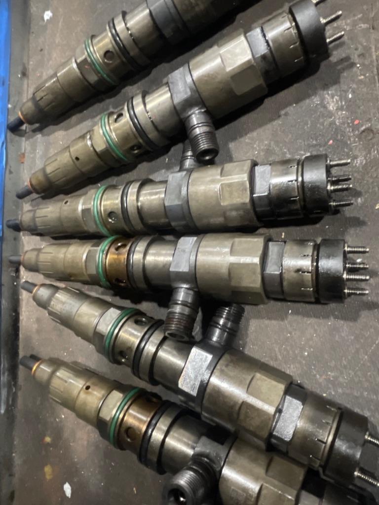Detroit DD15 Fuel Injector Payless Truck Parts