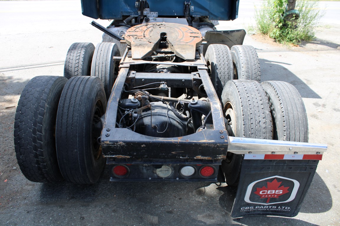 P263 2008 Peterbilt 367 | Payless Truck Parts